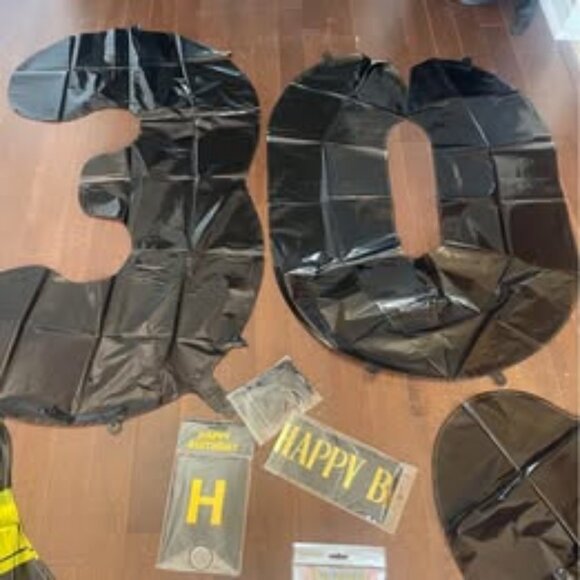 30th Birthday Party Decorations - Black & Gold - Picture 2 of 4